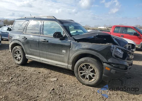 2021 Ford Bronco Sport Big Bend z USA, uszkodzony, nr VIN 3FMCR9B60MRB21329